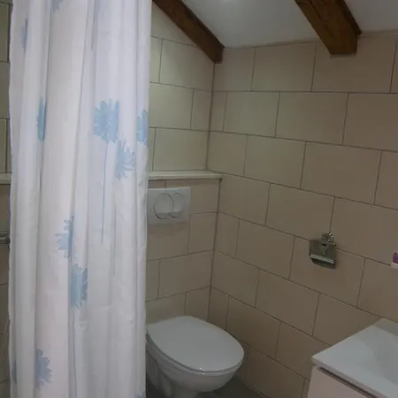 Kristina, I Soba Apartman Primošten