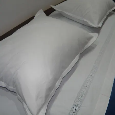 Kristina, I Soba Apartment