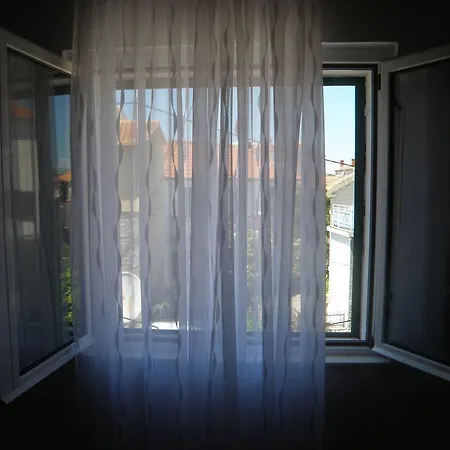 Kristina, I Soba Apartment Primošten