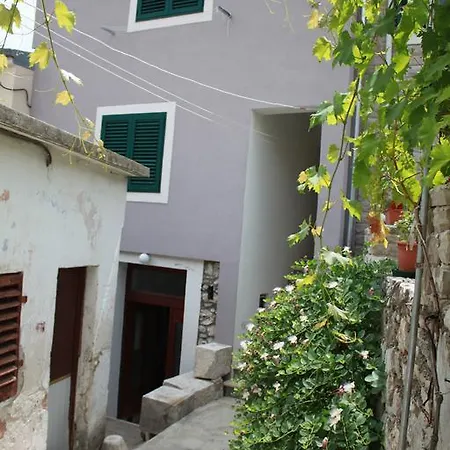 Apartment Kristina, I Soba *