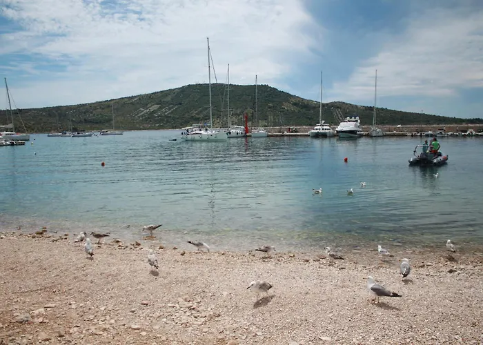 Kristina, I Soba 아파트